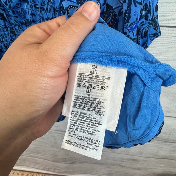 Old Navy Plus Size Blue Floral Printed V-Neck Waisted Blouse Size XXL - Picture 6 of 7